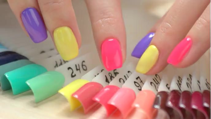 Manicure: discover this free course with certificate