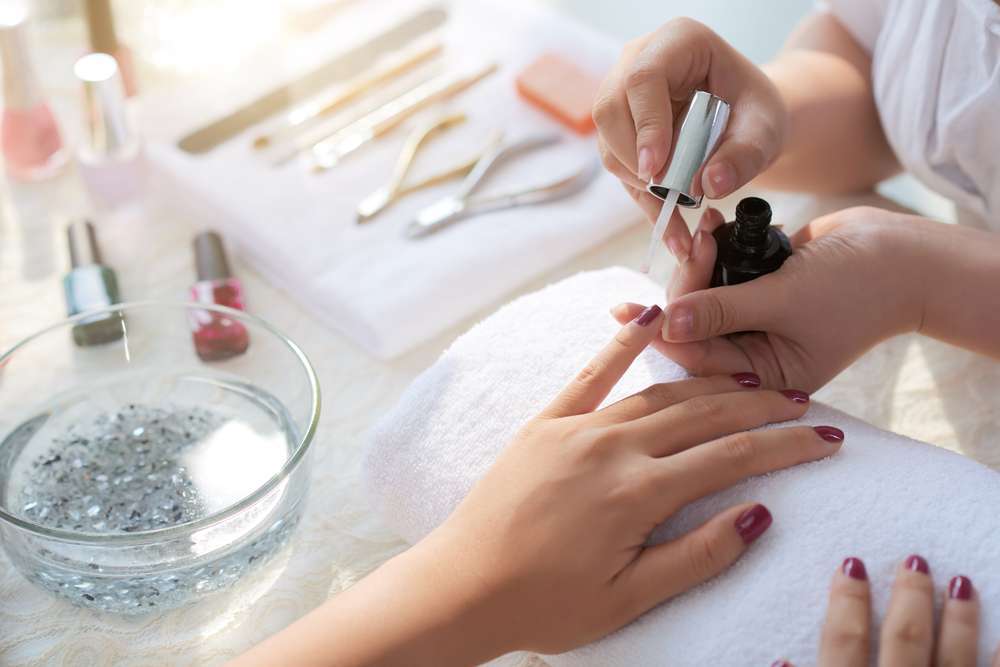 Manicure: descubra esse curso gratuito com certificado