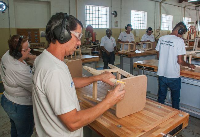 How to become a carpenter: free online course